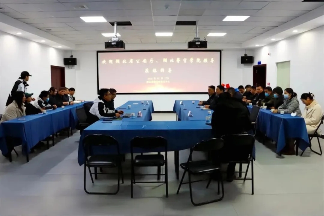 湖北省公安厅刑事技术支队、湖北警官学院刑事技术与情报系考察调研湖北崇新司法鉴定中心